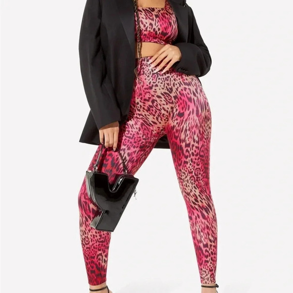 NWT Yitty Headliner Shaping High Waist Leopard Pink Legging - Picture 1 of 12